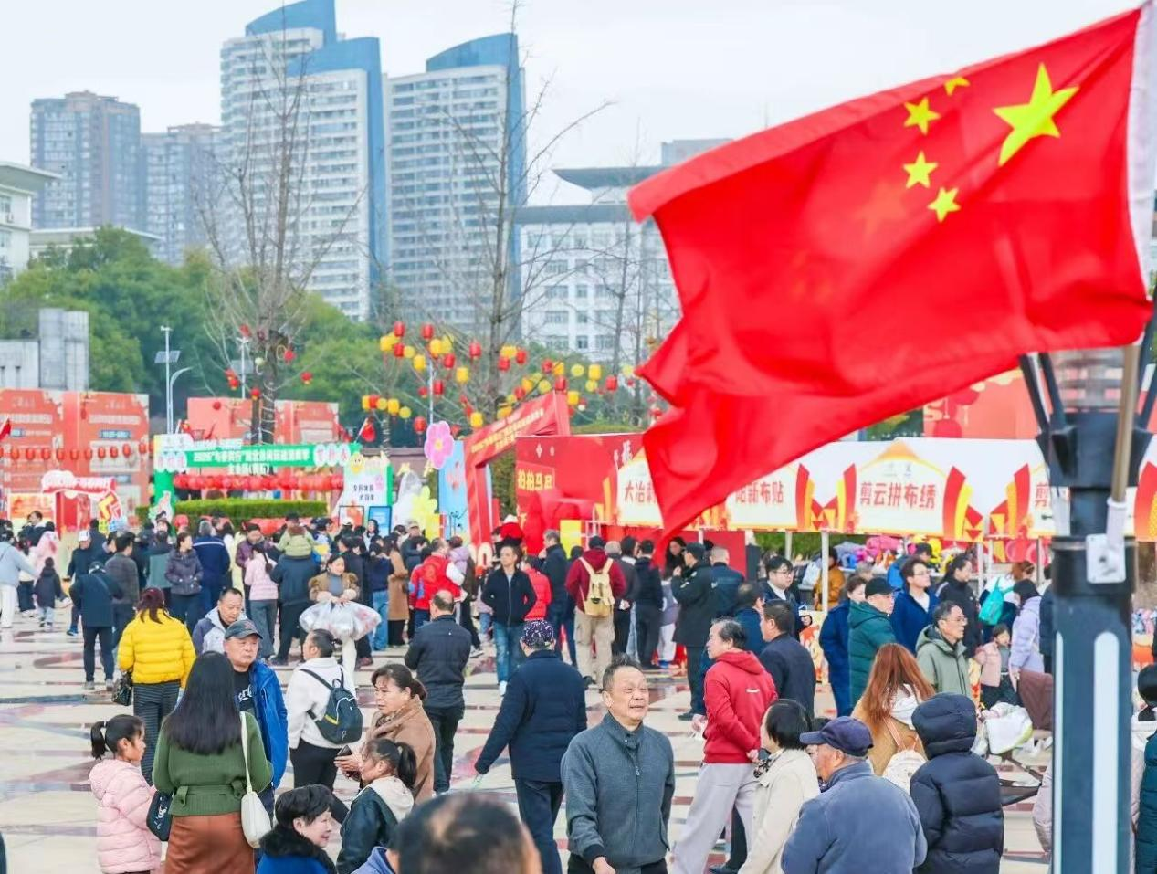 开云体育登录入口-“楚超”提上日程 湖北两会相关提案获创纪录的148位委员联名响应